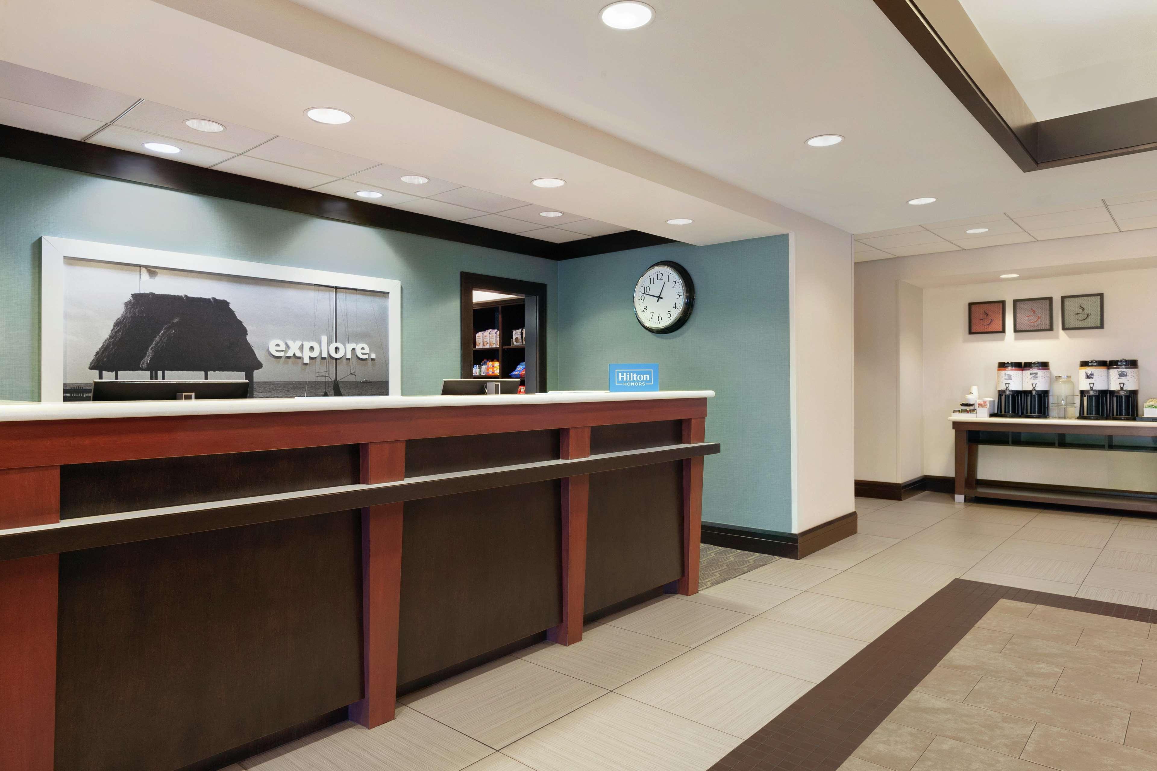 Hampton Inn & Suites West Sacramento Exterior photo