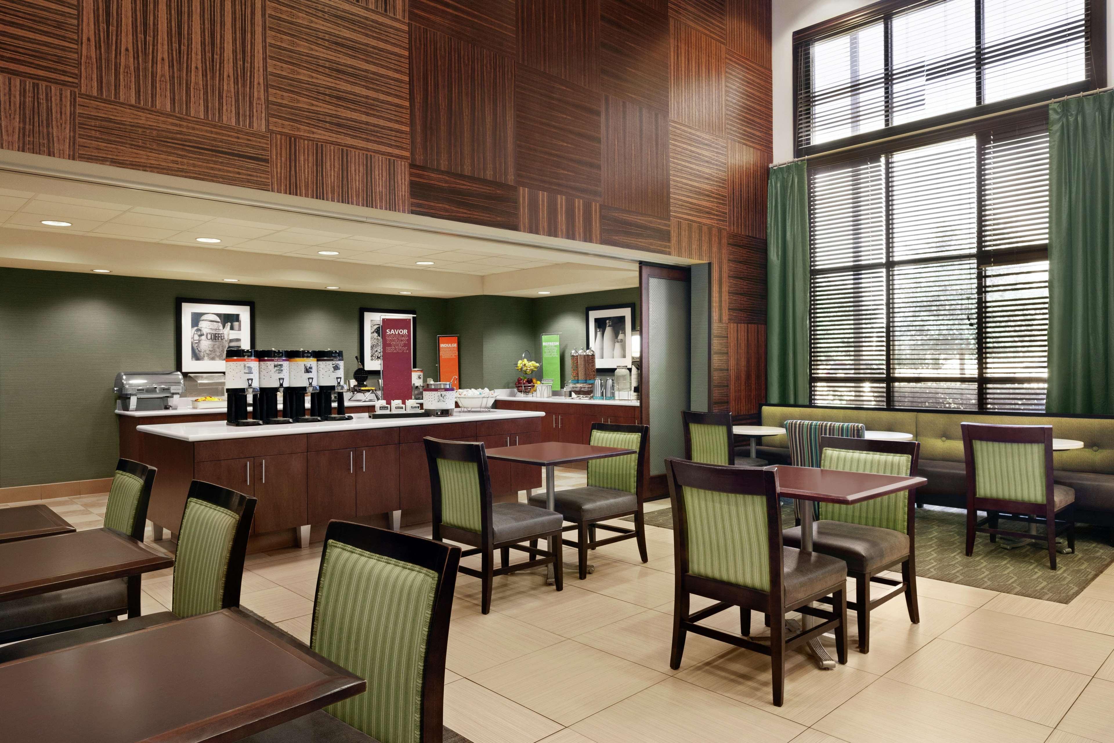 Hampton Inn & Suites West Sacramento Exterior photo